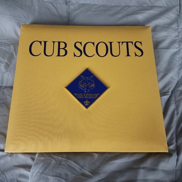 Boy Scouts Of America Cub Scouts Scrapbook Photo Album Yellow Blue Canvas - Picture 1 of 15